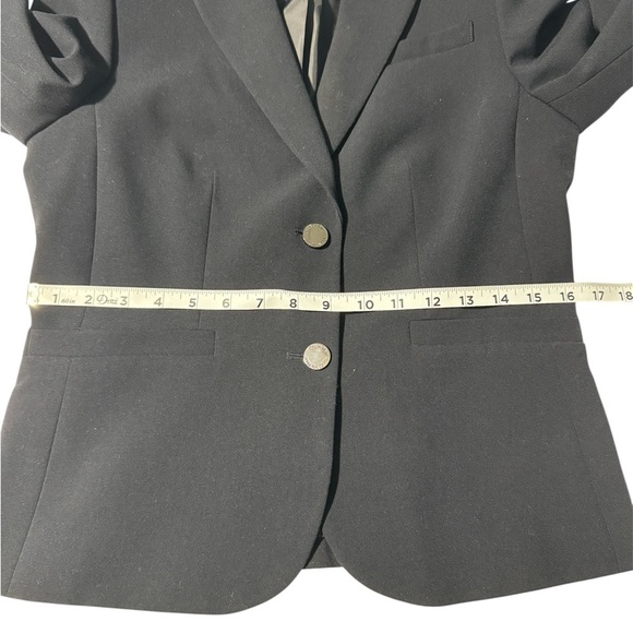 Calvin Klein Blazer 2 button Navy Blue Shoulder Pads Satin Lined Size 4 - Picture 12 of 14